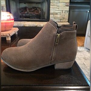 Brown Ankle Boots-NIB